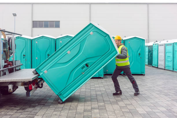 Best Portable restroom trailer rental  in Columbus, KS