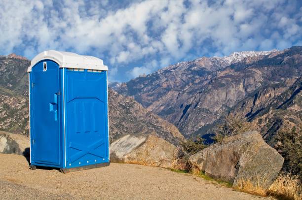 Best Portable restroom trailer rental  in Columbus, KS